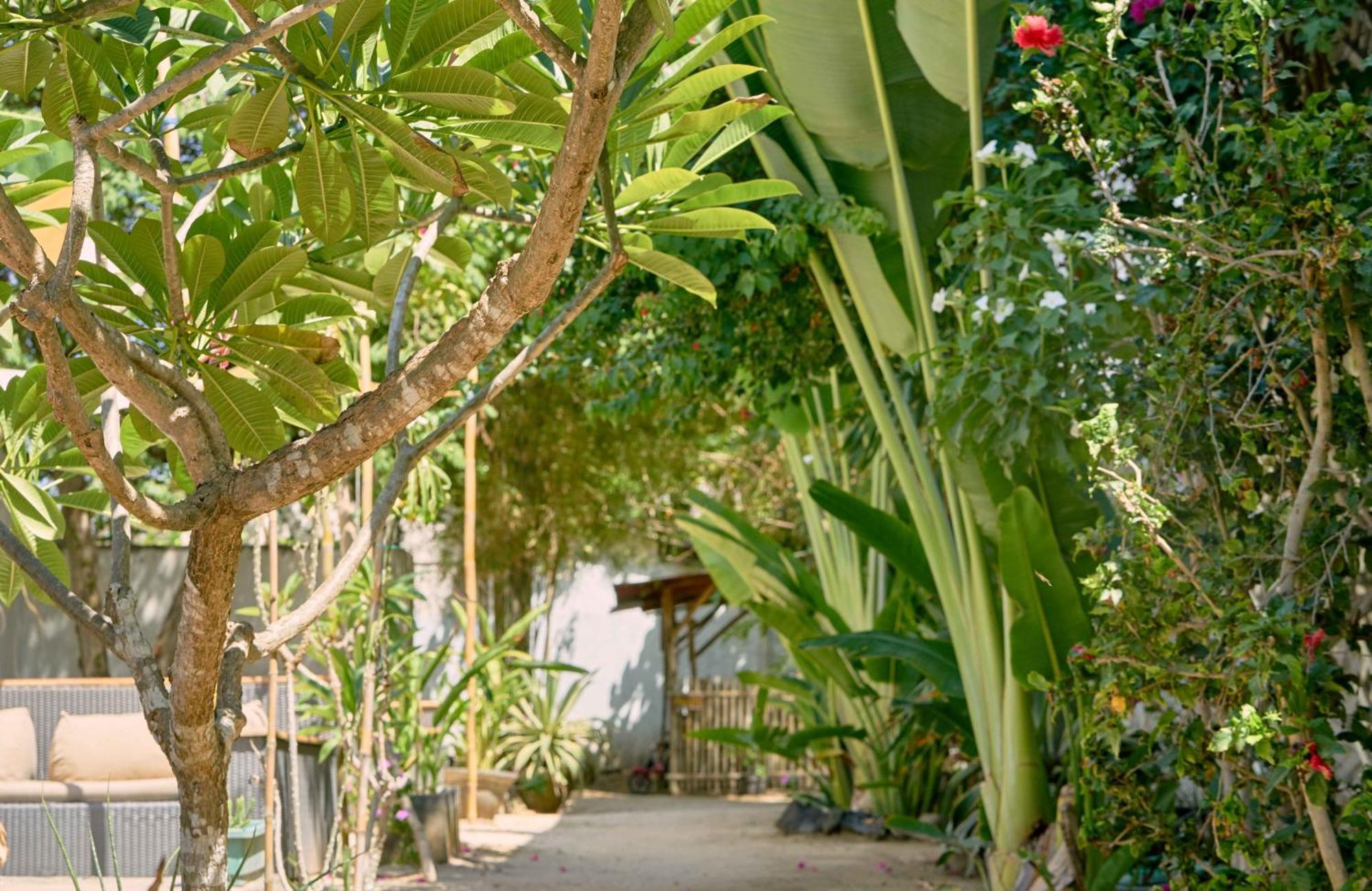 Isla Indah Retreat Boutique Hotel Nusa Lembongan Kültér fotó